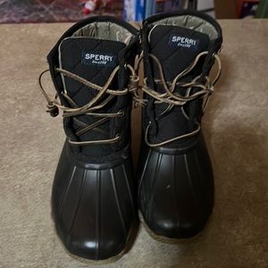 Sperry snow boots